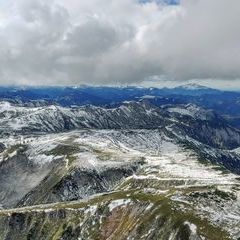 Flugwegposition um 12:54:17: Aufgenommen in der Nähe von Altenberg an der Rax, Österreich in 2131 Meter